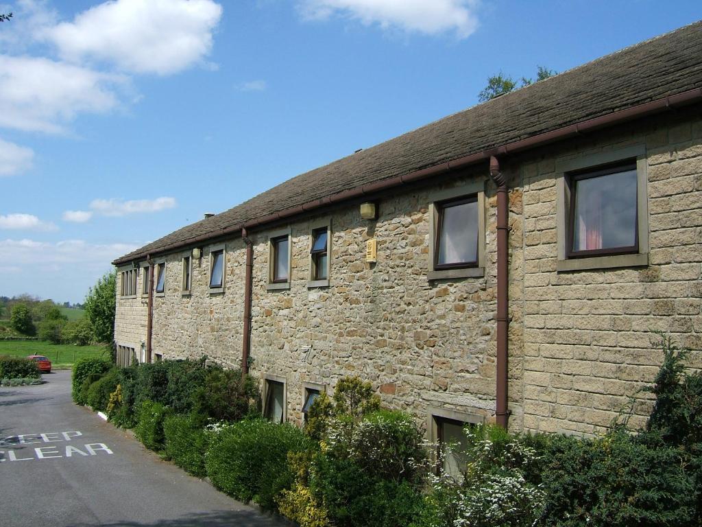 The Old Stone Trough Hotel Barnoldswick Exterior foto